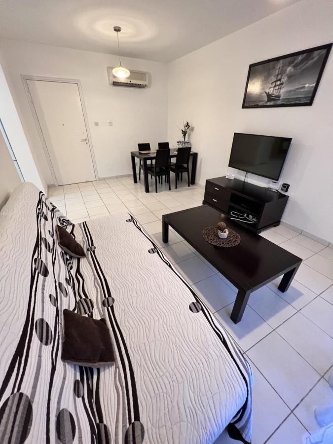 Paphos Iris Village מראה חיצוני תמונה