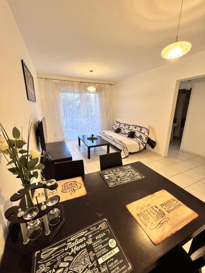 Paphos Iris Village מראה חיצוני תמונה