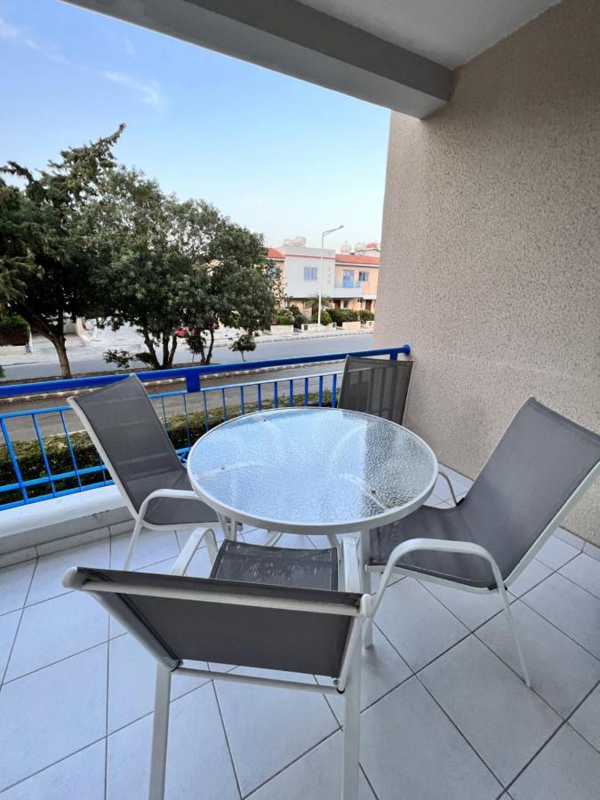 Paphos Iris Village מראה חיצוני תמונה