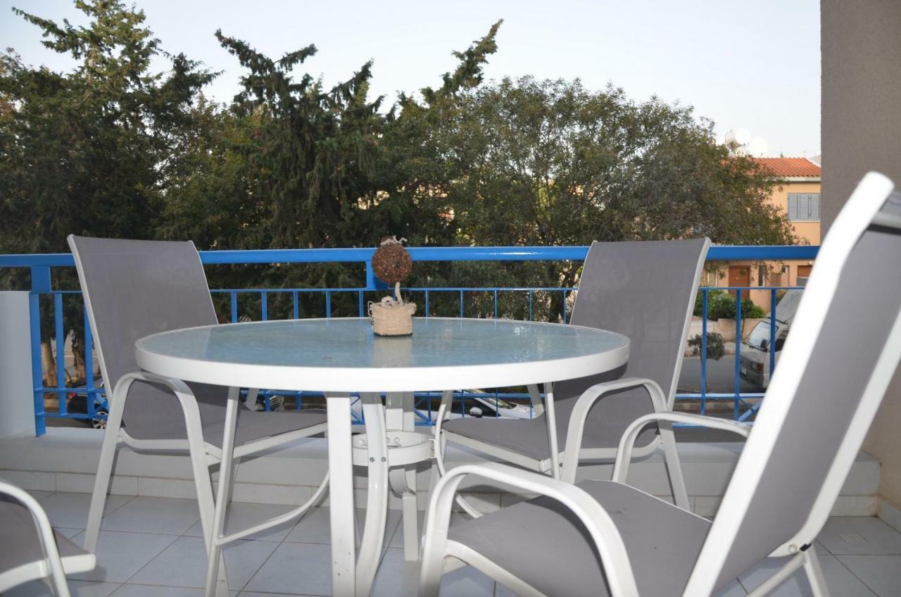 Paphos Iris Village מראה חיצוני תמונה